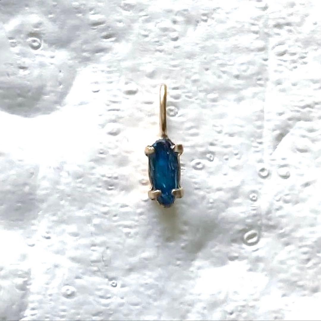 【ソ付】ユークレース原石10金ペンダントトップ