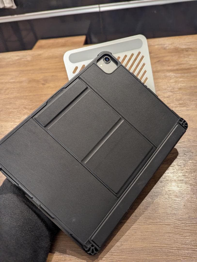 【美品】iPad Pro 11インチ 第1世代 256GB （箱なし）