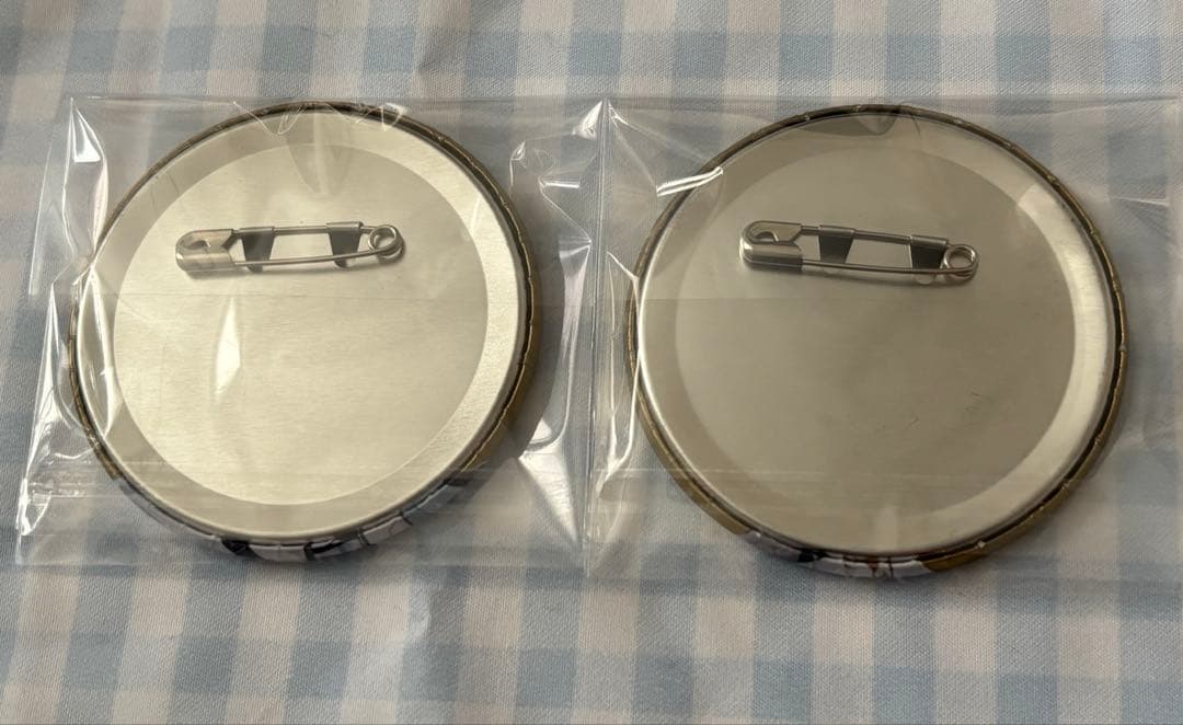 まほステ　缶バッジ　正装