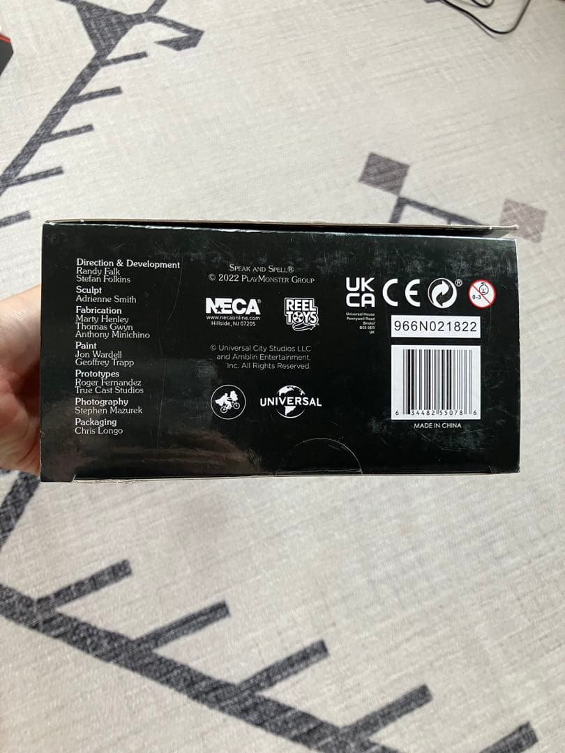 レア　海外購入　ネカULTIMATE TELEPATHIC E.T. フィギュア