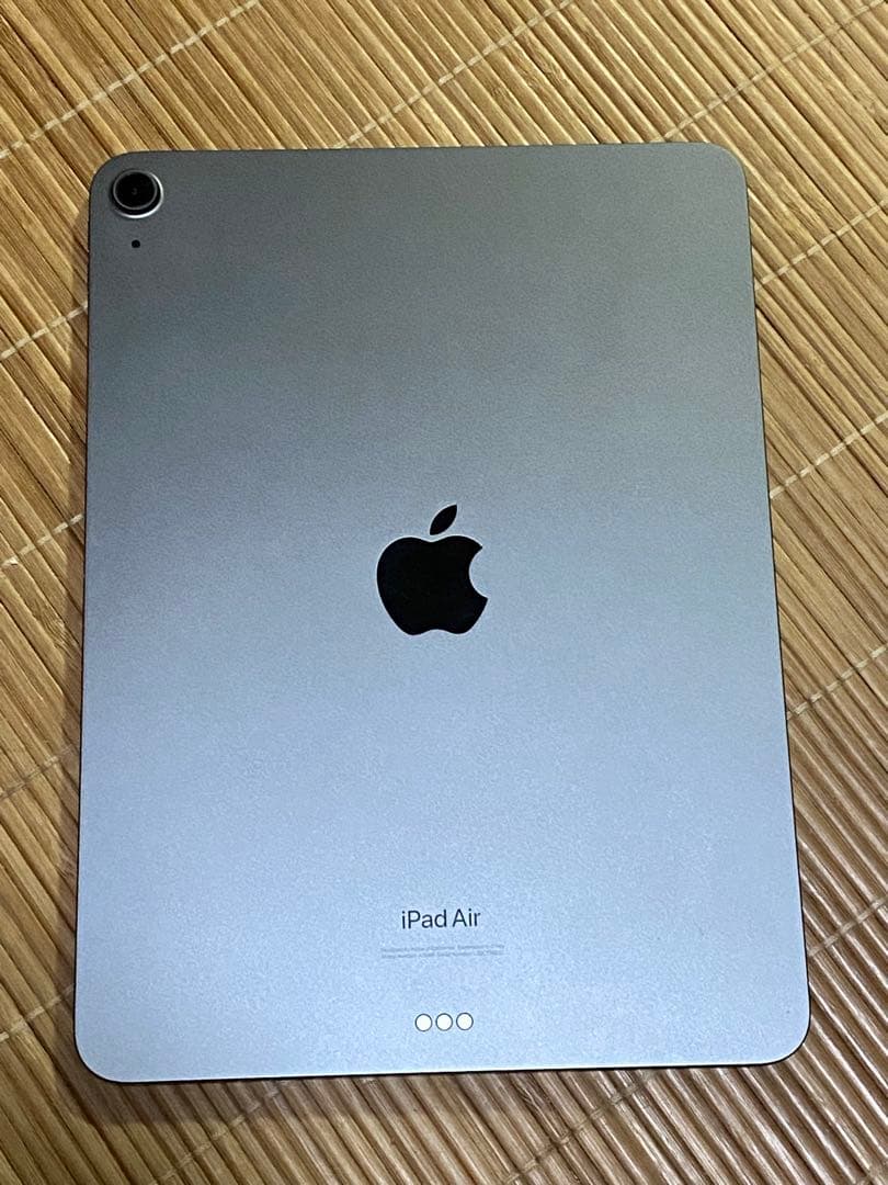 Apple iPad Air (第5世代)256GB グレーバッテリー99%