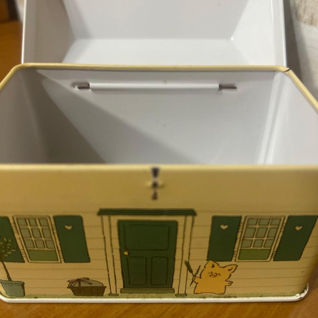 昭和レトロ　サンリオ　ザシキブタ　1984.1985缶ケース　当時物
