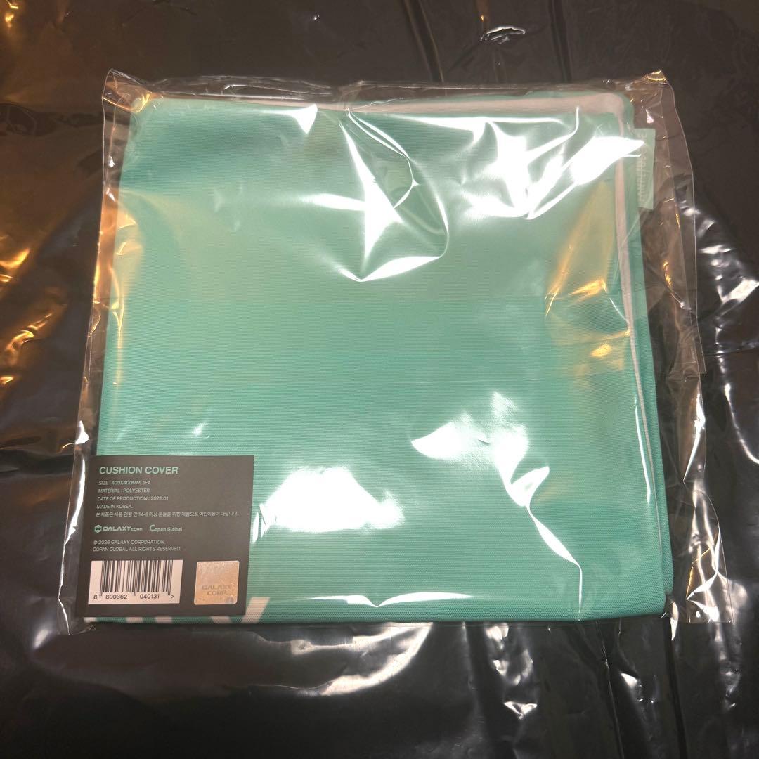 G-DRAGON 'FAM' MEETING クッションカバーコンフェッティ付き