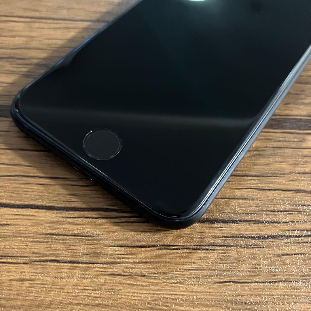 iPhoneSE2 第二世代 128GB 黒 SIMフリー