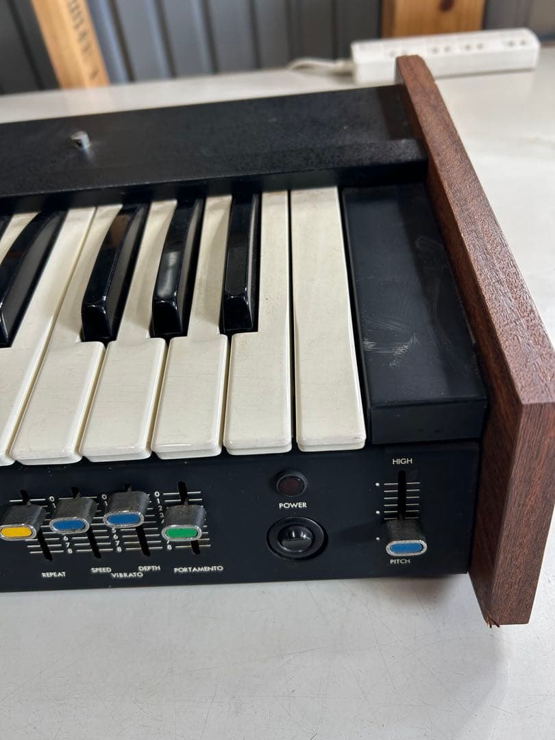 mini KORG-700S アナログシンセサイザー