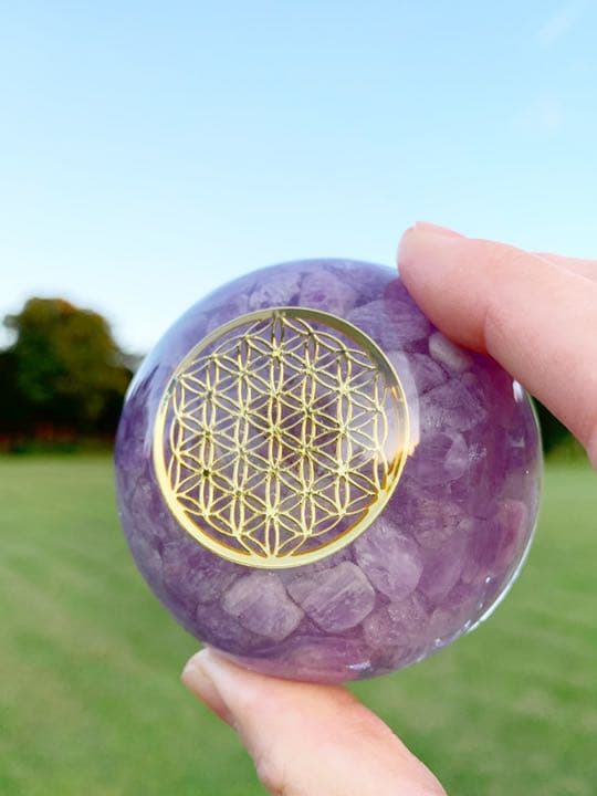 【ラベンダーアメジスト】ドーム型オルゴナイト（7cm）