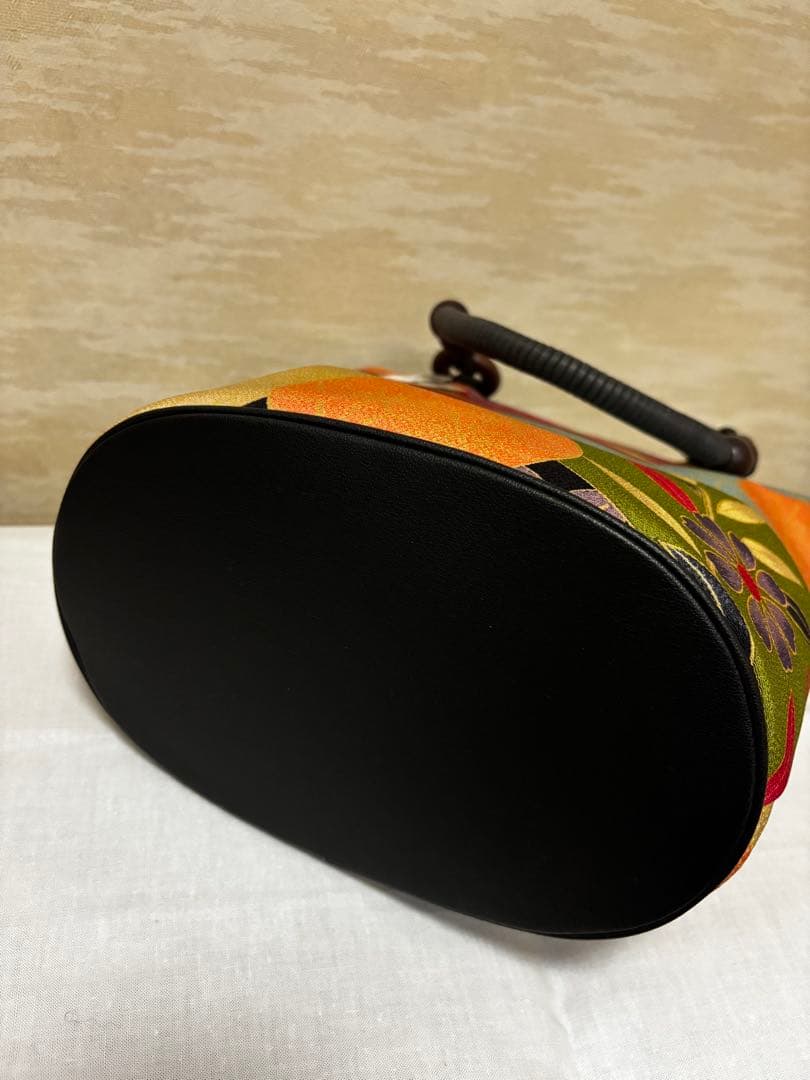 バッグ　正絹　バケツ型　紫織庵　パッチワークデザイン　桜　麻の葉　日本製　新品