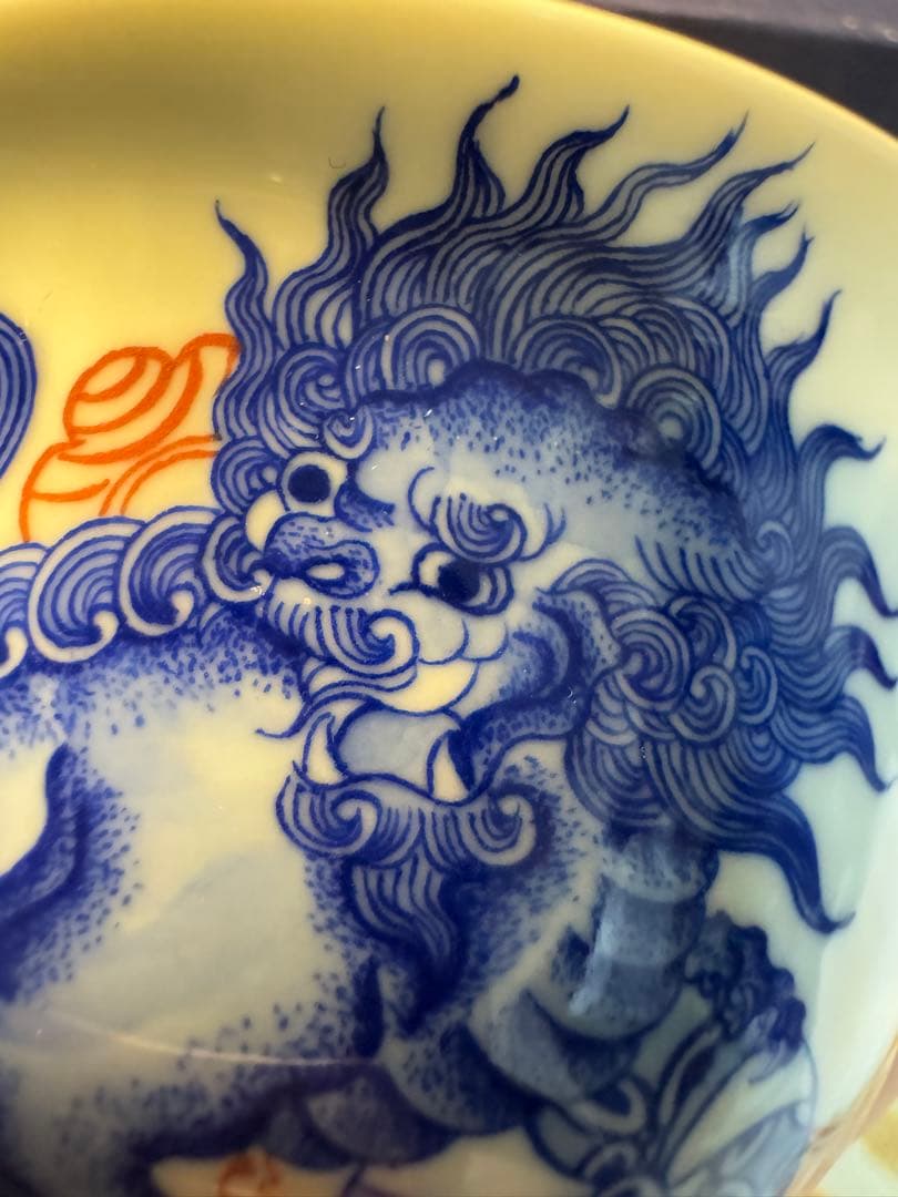 純手描き 青花染付唐獅子蓋碗 磁器 茶器
