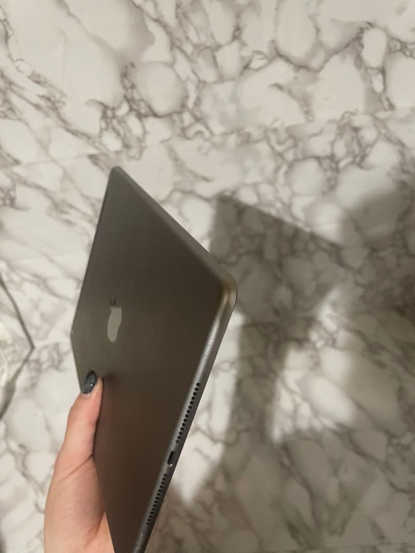 「美品」iPadAir2 16GB WiFiモデル