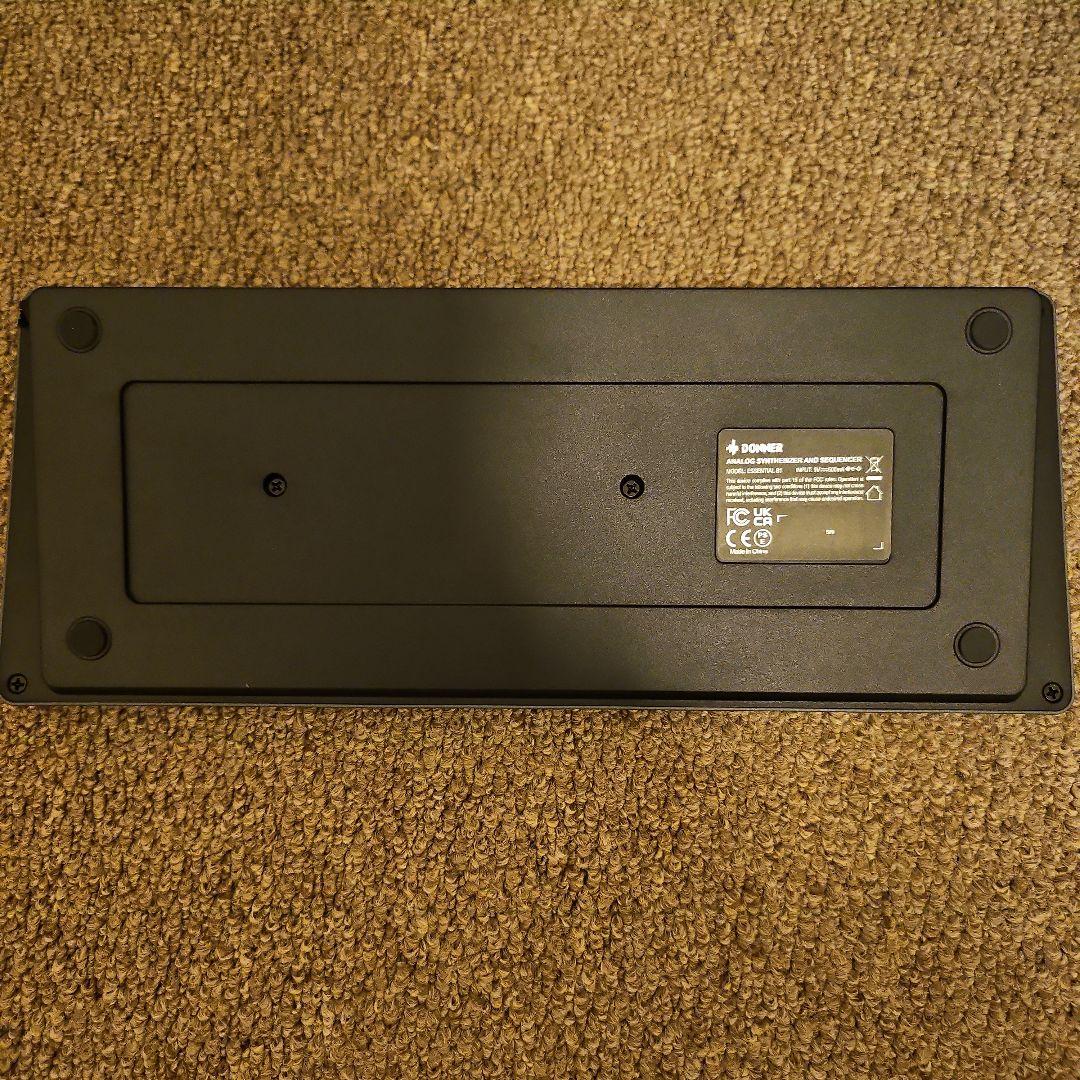 Donner Essential B1 アナログ ベース シーケンサー
