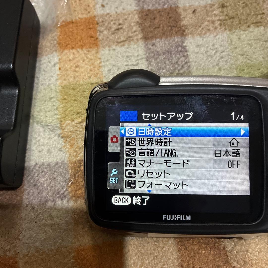 バッテリー2個　動作OK FUJIFILM 富士フィルム FINEPIXXP50