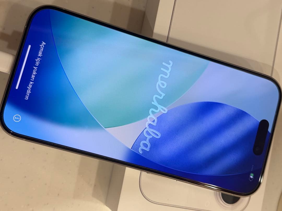 iPhone 15 Pro 128GB ホワイト｜SIMフリー｜バッテリー87%