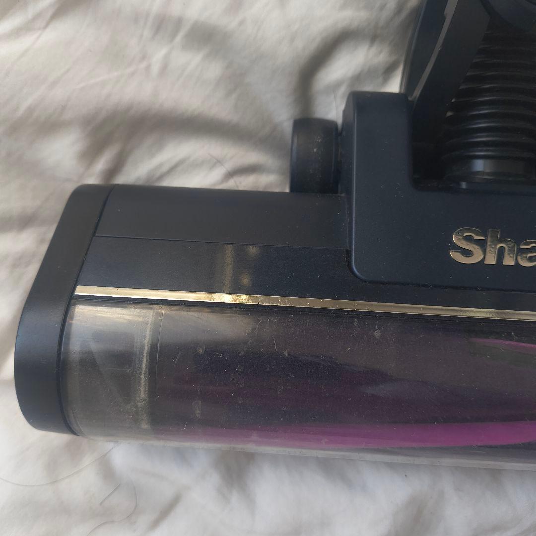 “曲がる”から、届く。 Shark CS651JBL フレックスモデル
