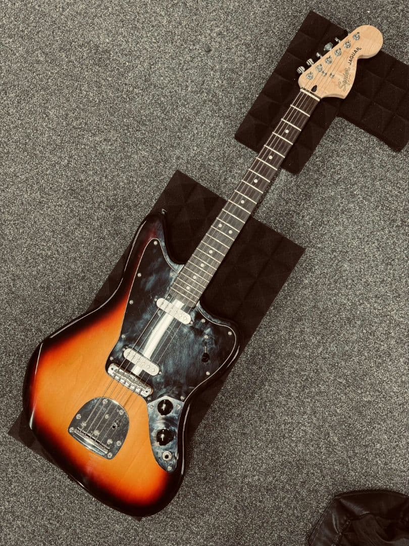 ギター Squier by Fender Affinity Series Jaguar