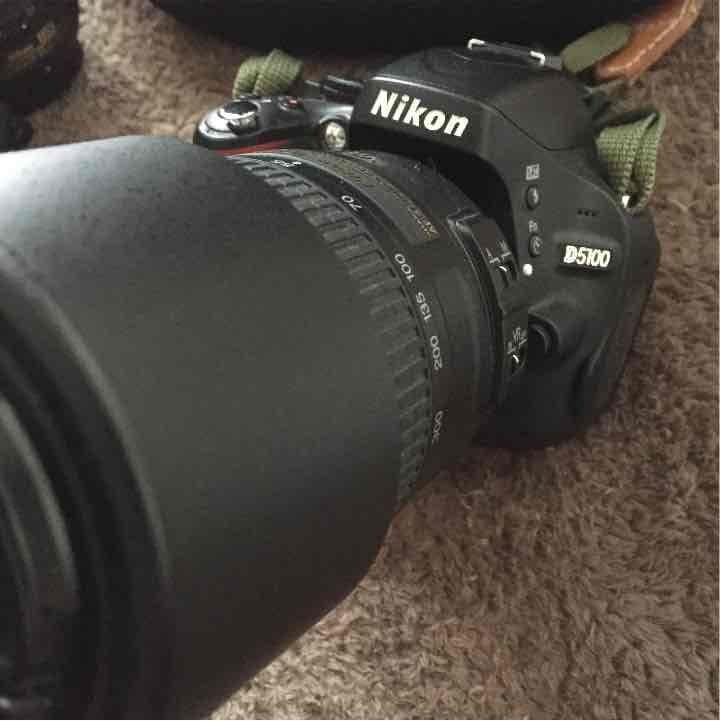 Nikon  デジタル一眼レフカメラ