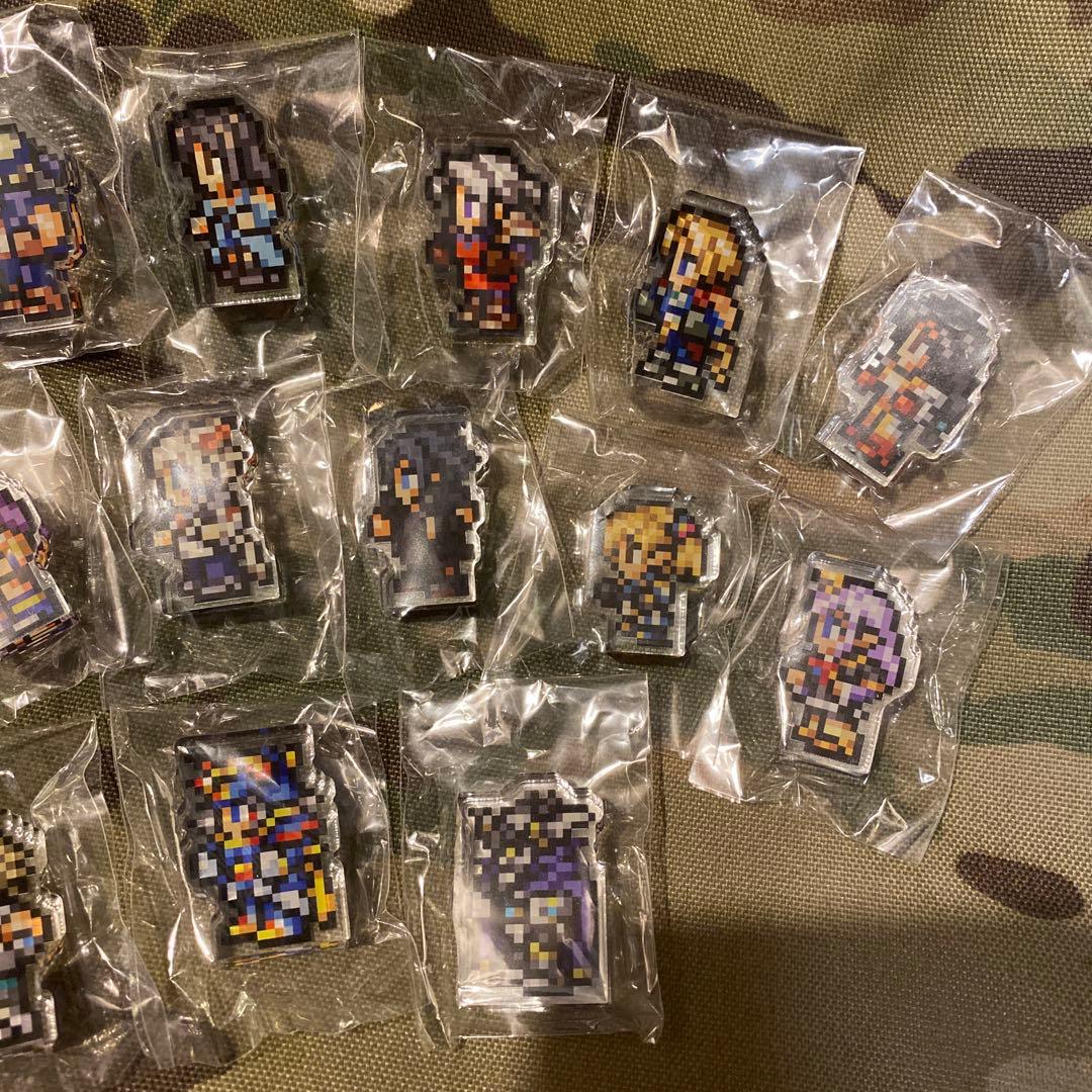 FF ファイナルファンタジー　ミニアクリルスタンド　16種　ピクセルリマスター