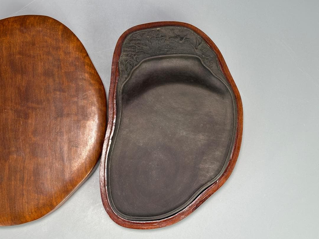 UM10SZW　中国美術　書道具　文房具　硯　松鶴文端渓硯　時代硯　唐物