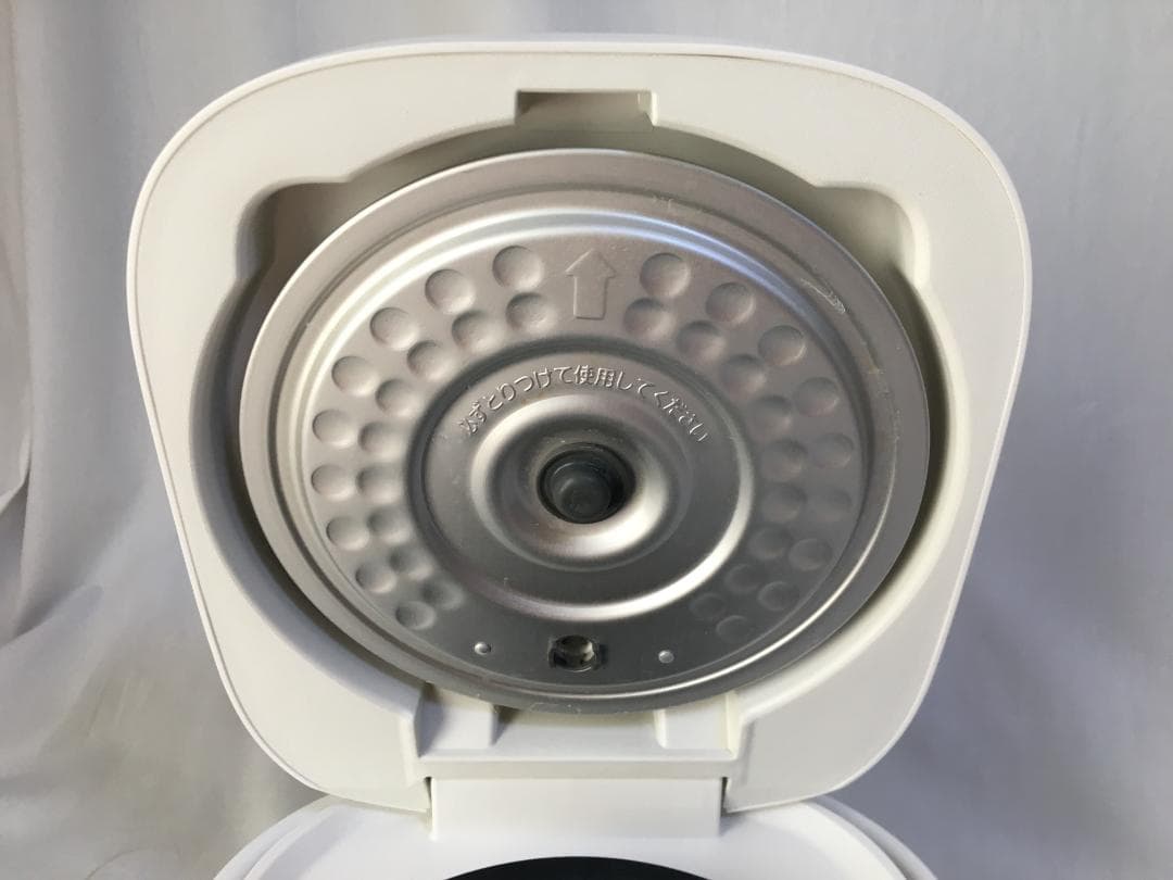 ク*】様 タイガーマイコンジャー炊飯器 マットホワイト 2025年製 3号炊き