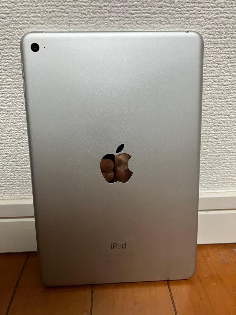 Apple iPad mini 4 64GB シルバー