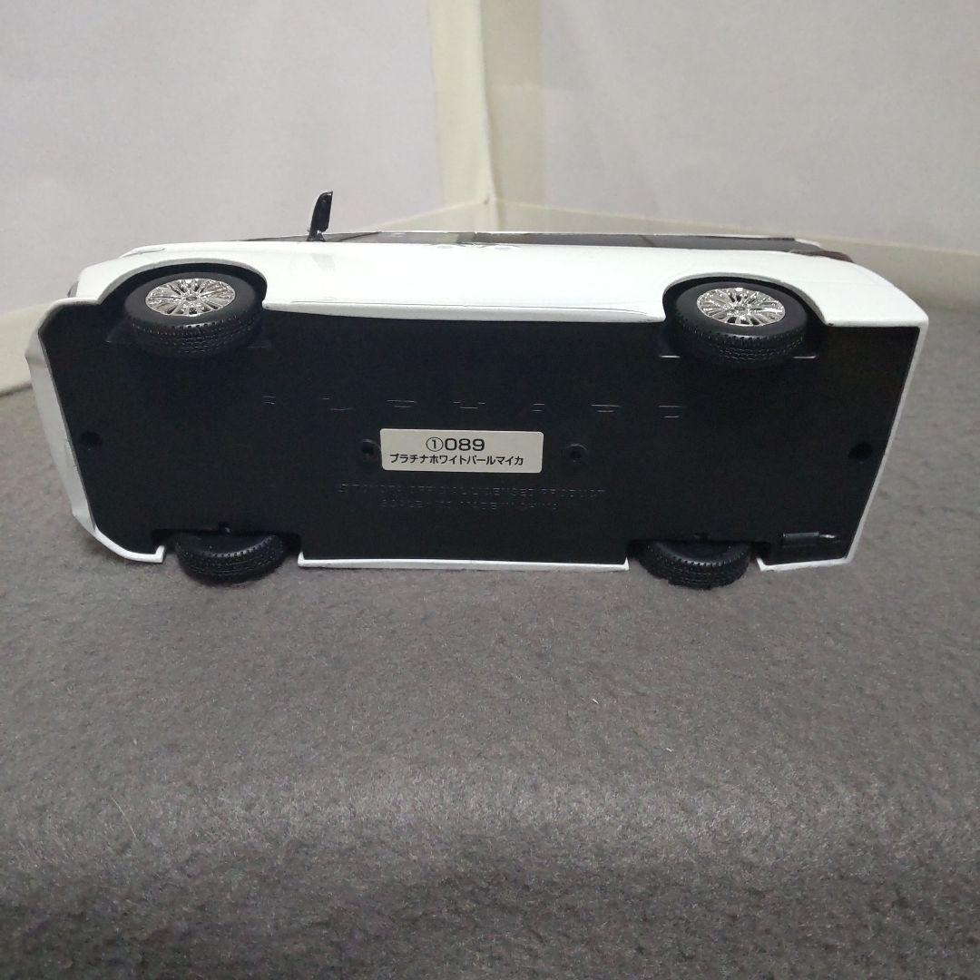 ☆ 1/30 非売品 【箱なし】トヨタ アルファード カラーサンプル 089