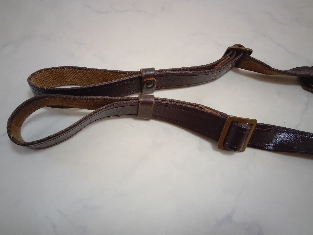 実物？ ソ連 ロシア ベルト サスペンダー 本革 軍 ソビエト ミリタリー