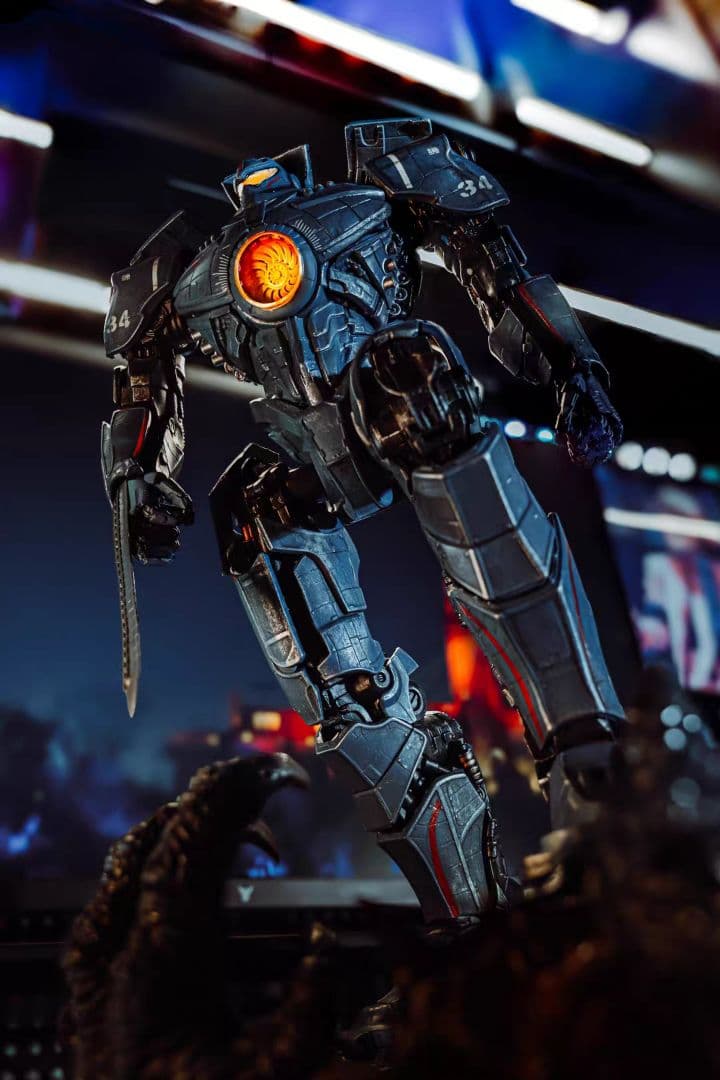 パシフィックリム ジプシー・デンジャー PVC フィギュア