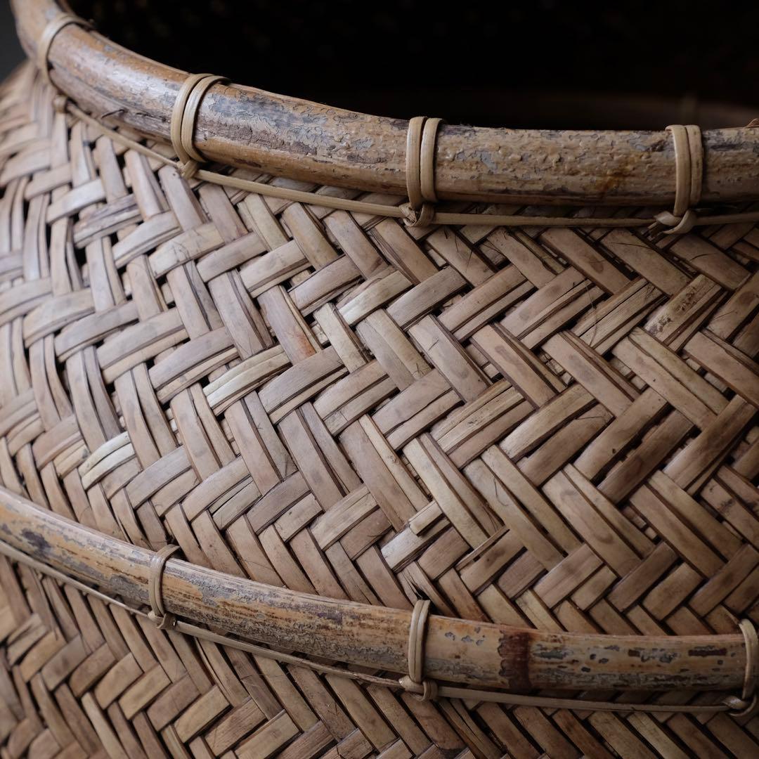 東南アジア 魚籠　ラタン 籐 カゴ 鞄 バスケット レトロ ヴィンテージ