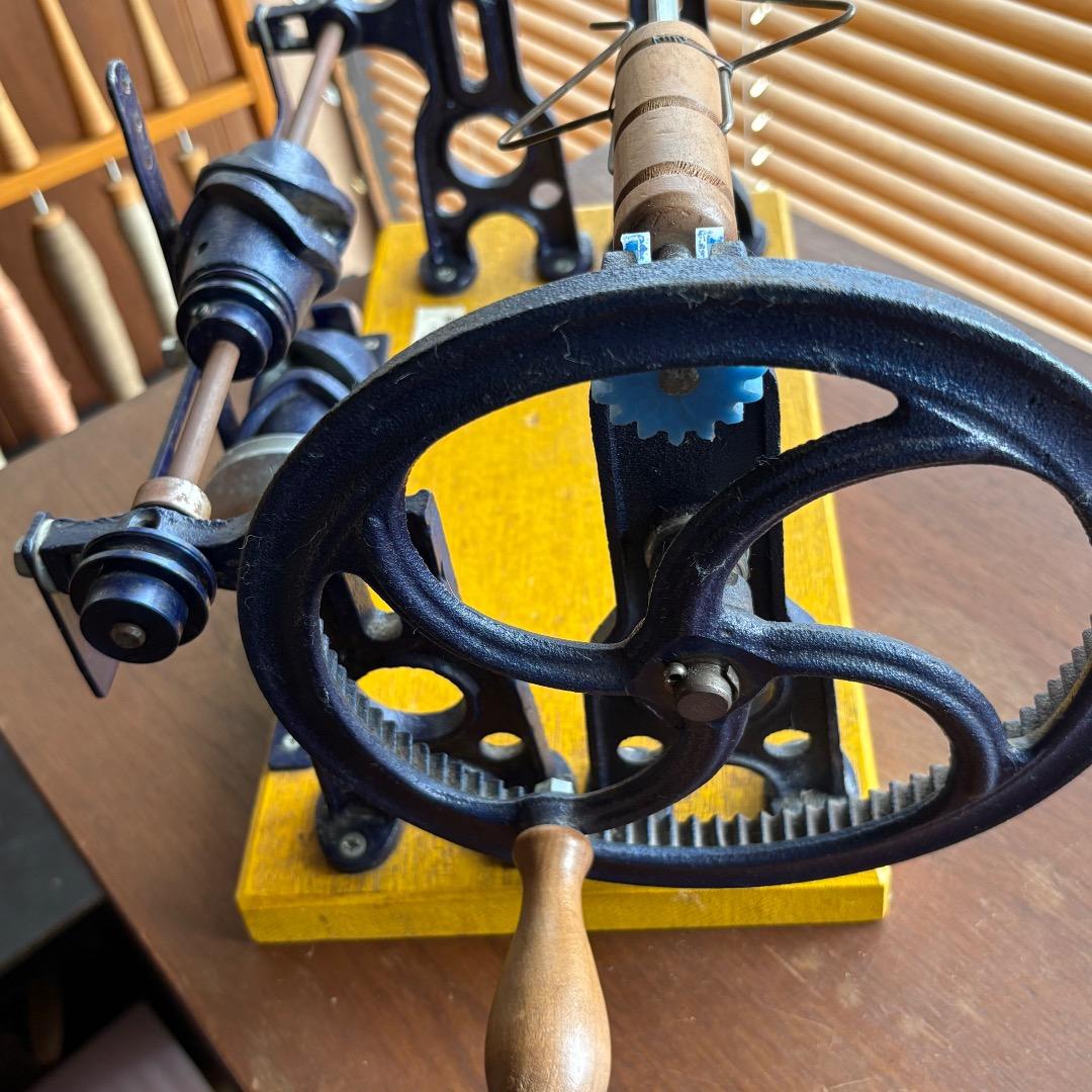 座繰り機　座繰器　歯車式 座車歯車式 高橋治株式会社 　手織り道具