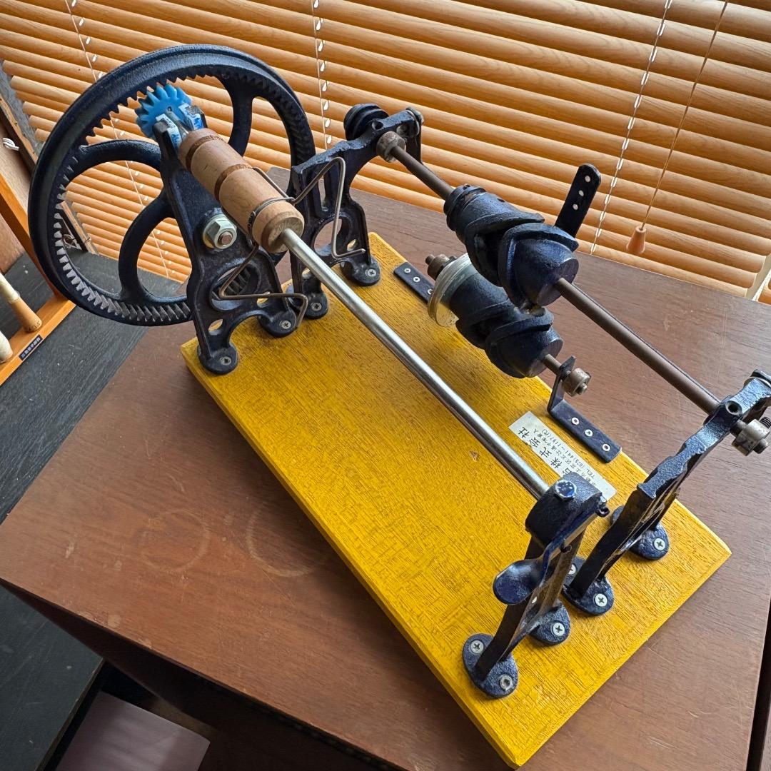 座繰り機　座繰器　歯車式 座車歯車式 高橋治株式会社 　手織り道具