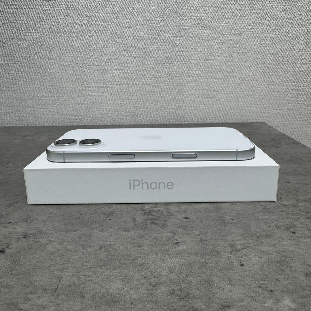 早い者勝ち！【美品】iPhone17 256GB ホワイト SIMフリー