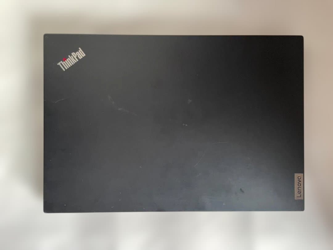 Lenovo ThinkPad P15v Gen1 15.6インチCore i7