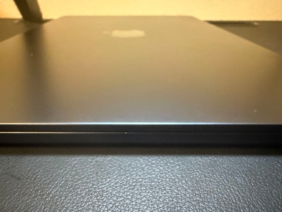 MacBook Air 13インチM2 16GB/1TBミッドナイト【中古】