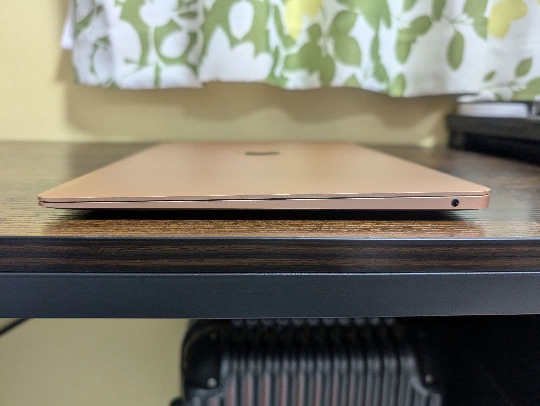 MacBook Air M1 ゴールド 8GB 256GB 充放電24回美品