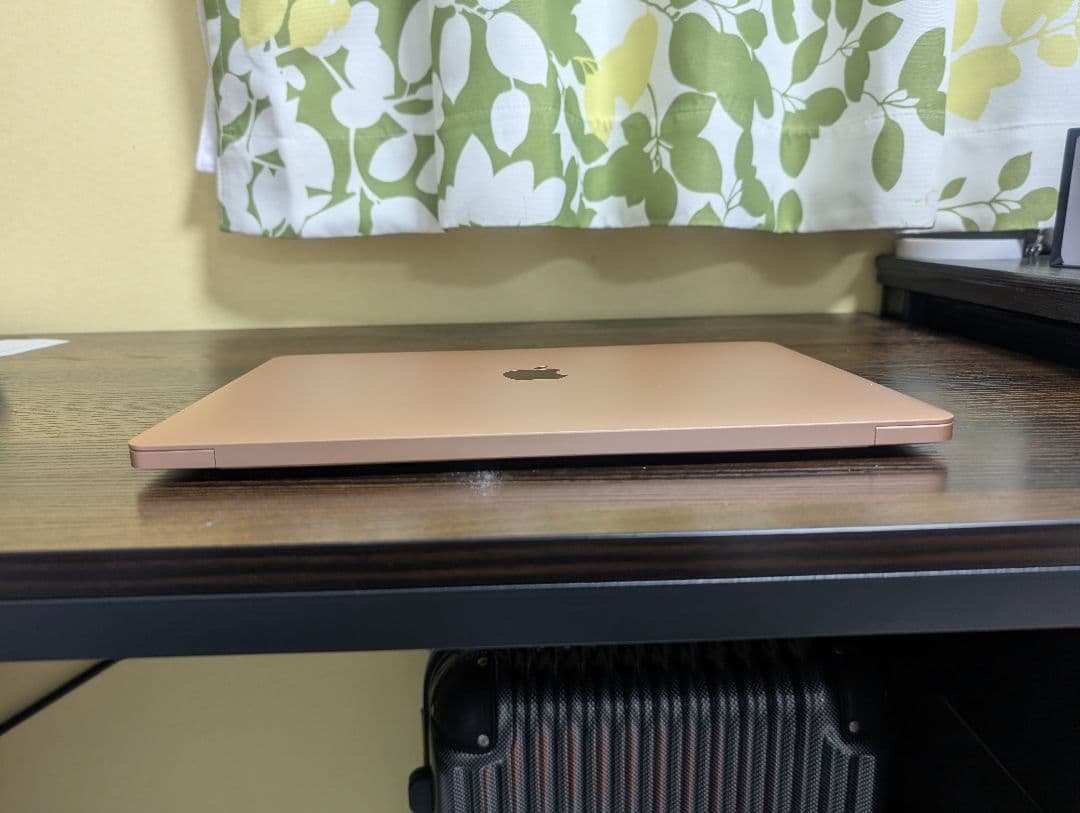 MacBook Air M1 ゴールド 8GB 256GB 充放電24回美品
