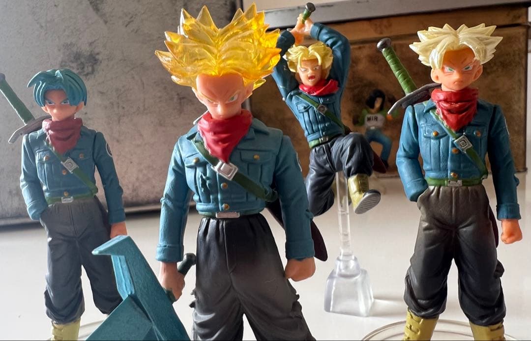 ドラゴンボール シルバーエディション 超サイヤ人トランクス 未来フィギュア他各種