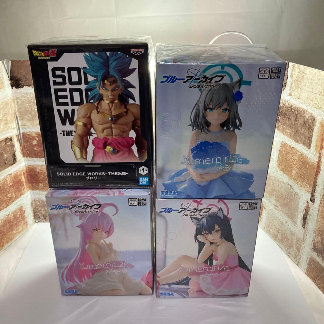 プライズフィギュア　8点セット　初音ミク・ライザ・ブルーアーカイブ等　匿名配送