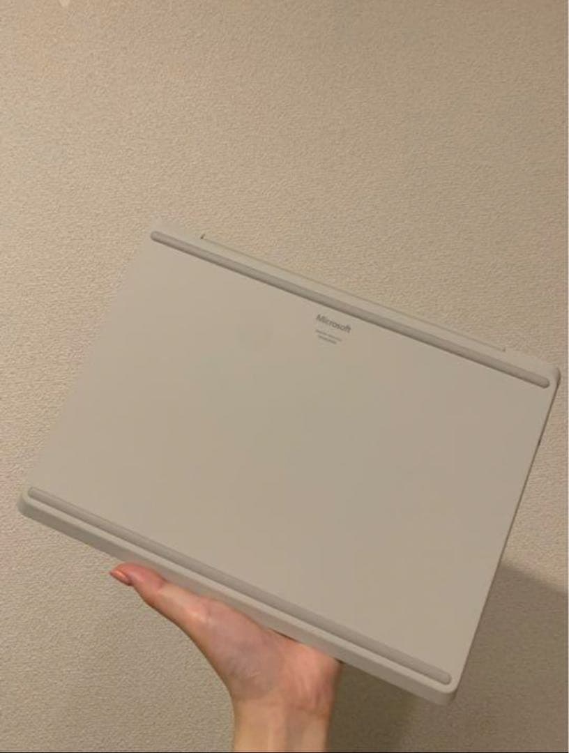 Microsoft Surface Laptop Go 12.4型 Corei…