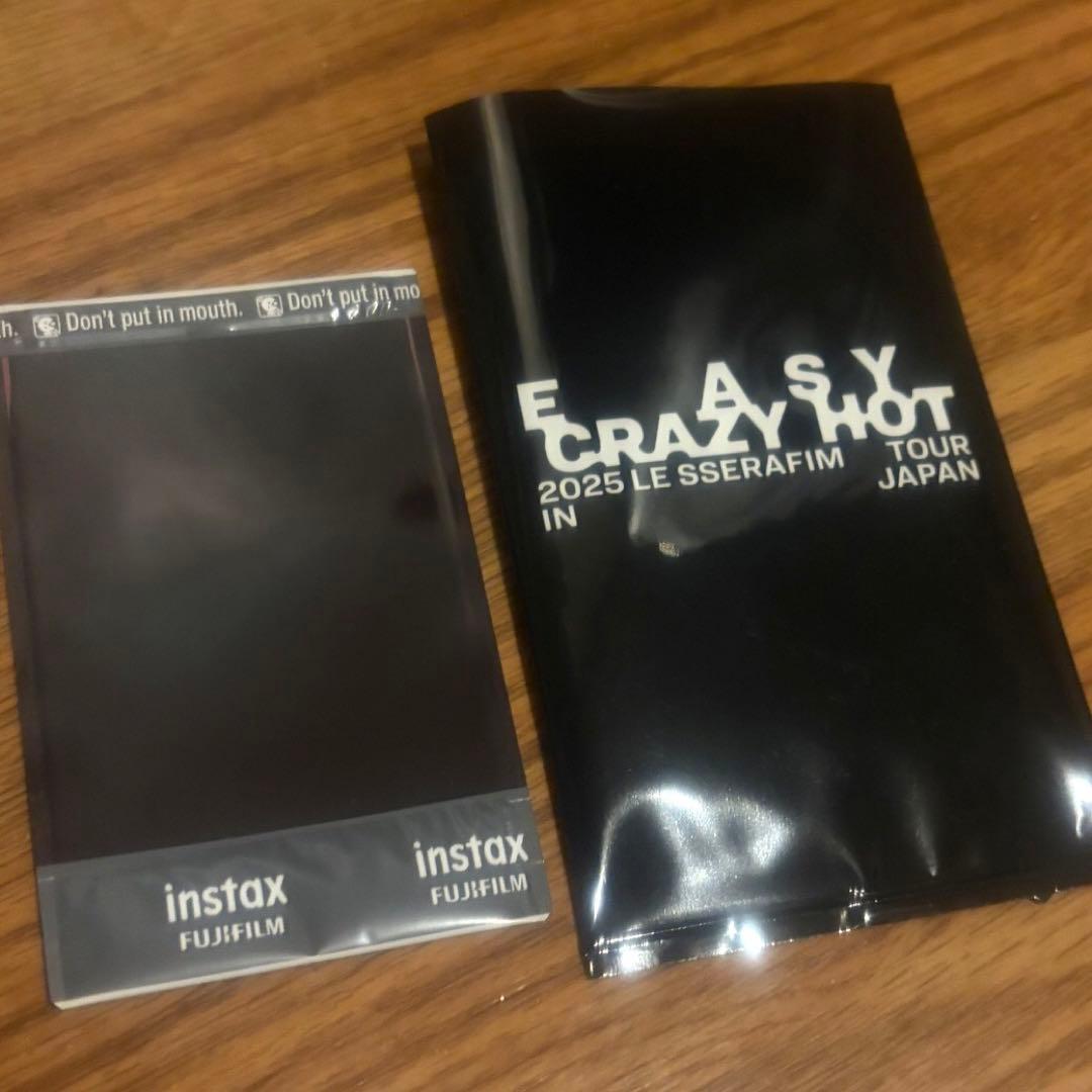 LE SSERAFIM ツアー インスタントフォト 宮脇咲良 サイン チェキ