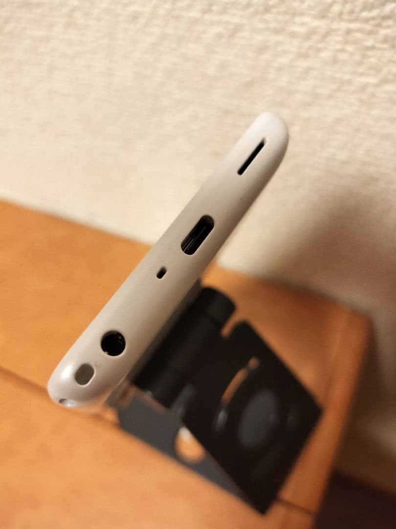 Arrows be4 f-42b plus simロック解除済み