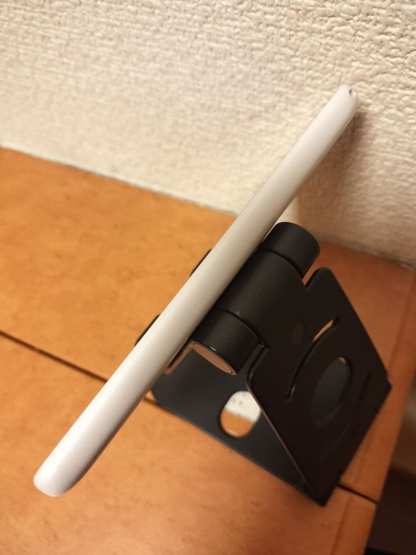 Arrows be4 f-42b plus simロック解除済み