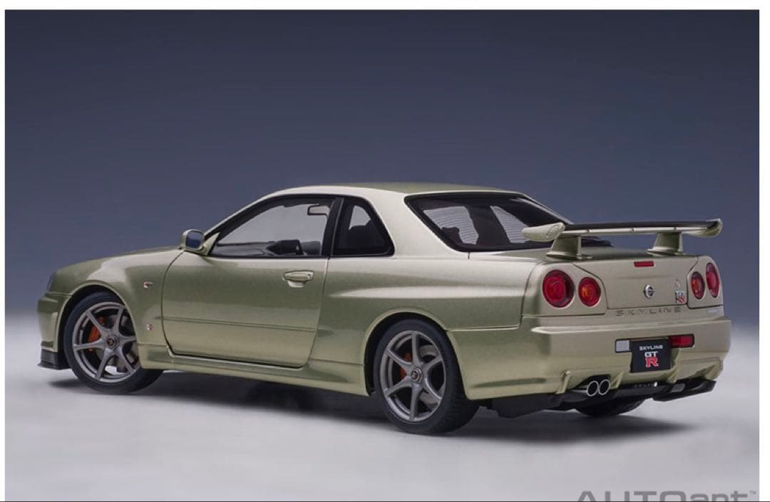 オートアート　1/18 R34 スカイライン GT-R ミレニアムジェイド