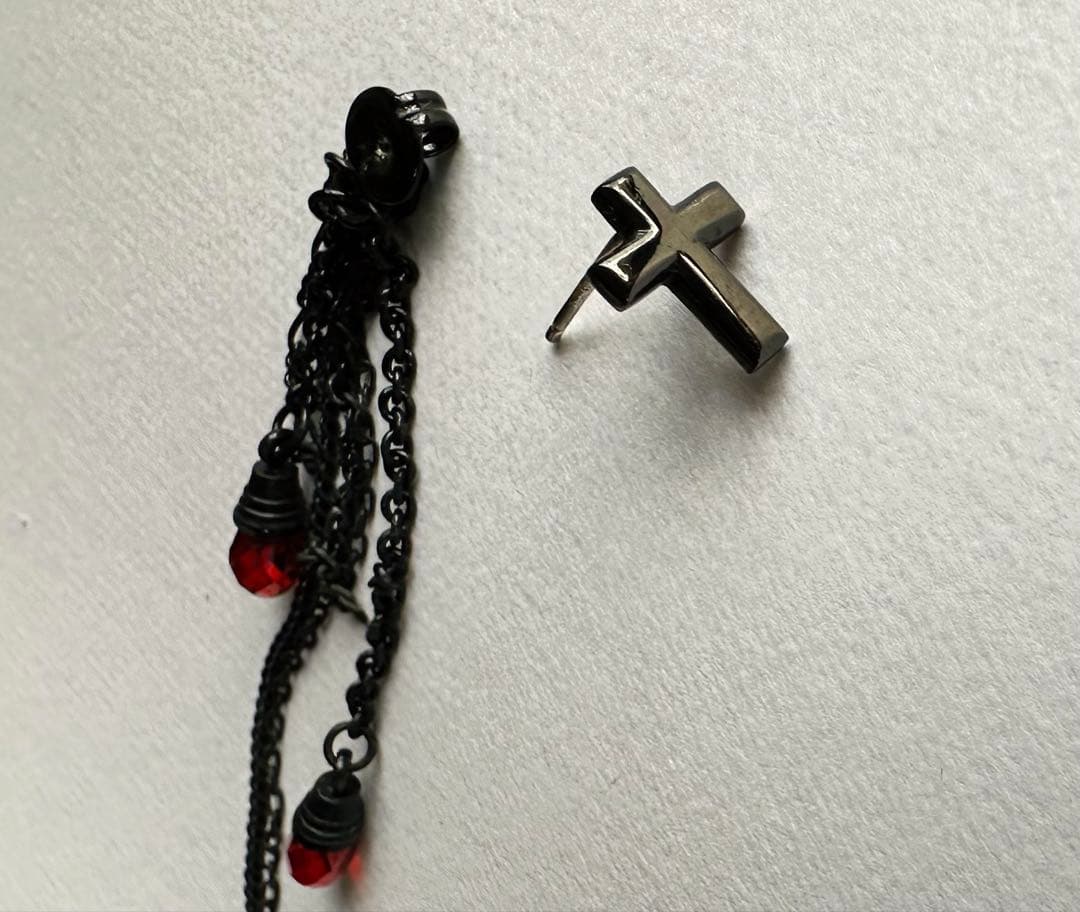 【美品】VAMPS FC限定ピアス『BITE II』