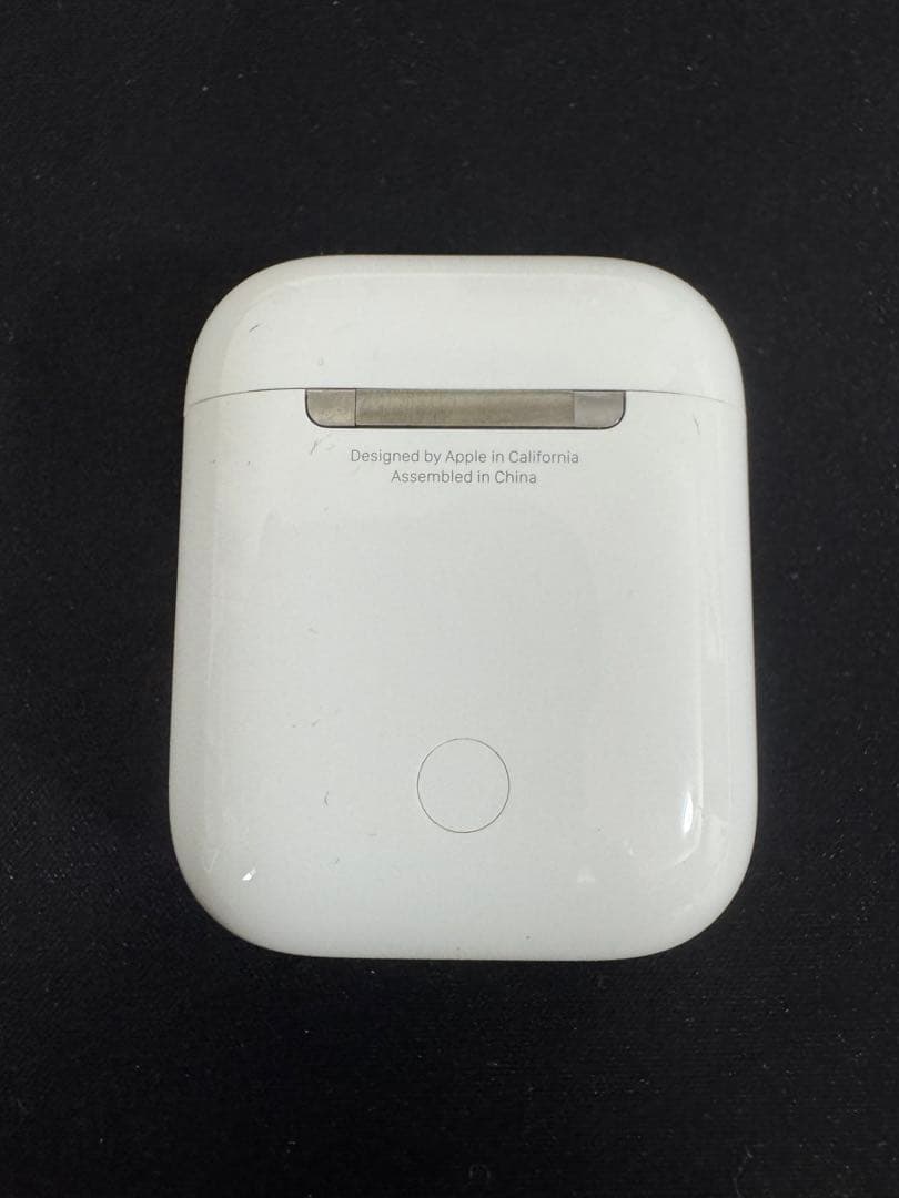Apple AirPods（第2世代）Charging Case付き