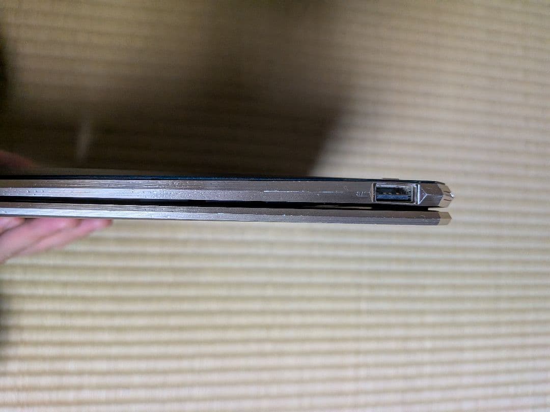 Windowsノート本体 HP Spectre x360 Convertible 13-ap0035TU