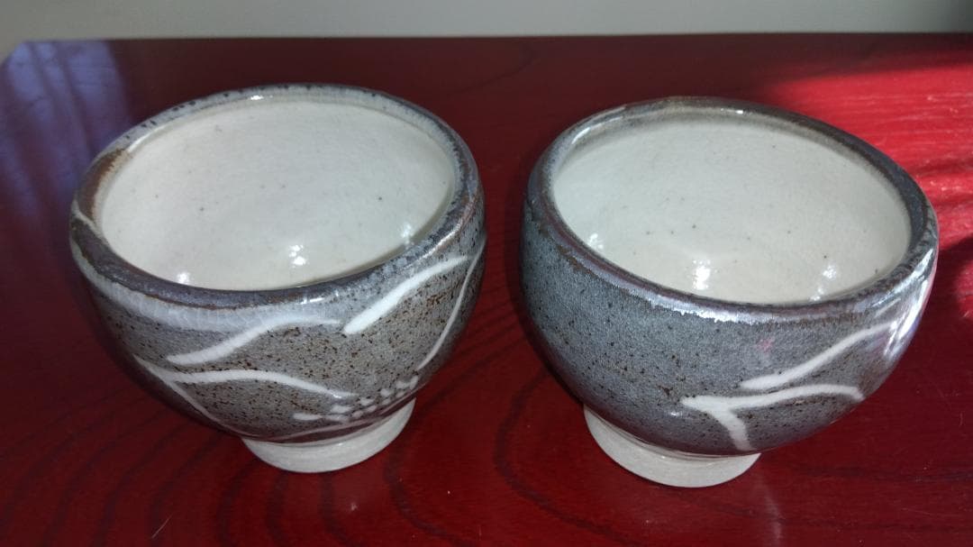 越前焼名工　松井勝彦【青ノ木窯】椿紋様蔓手持ち急須ペア湯呑セットNo:5