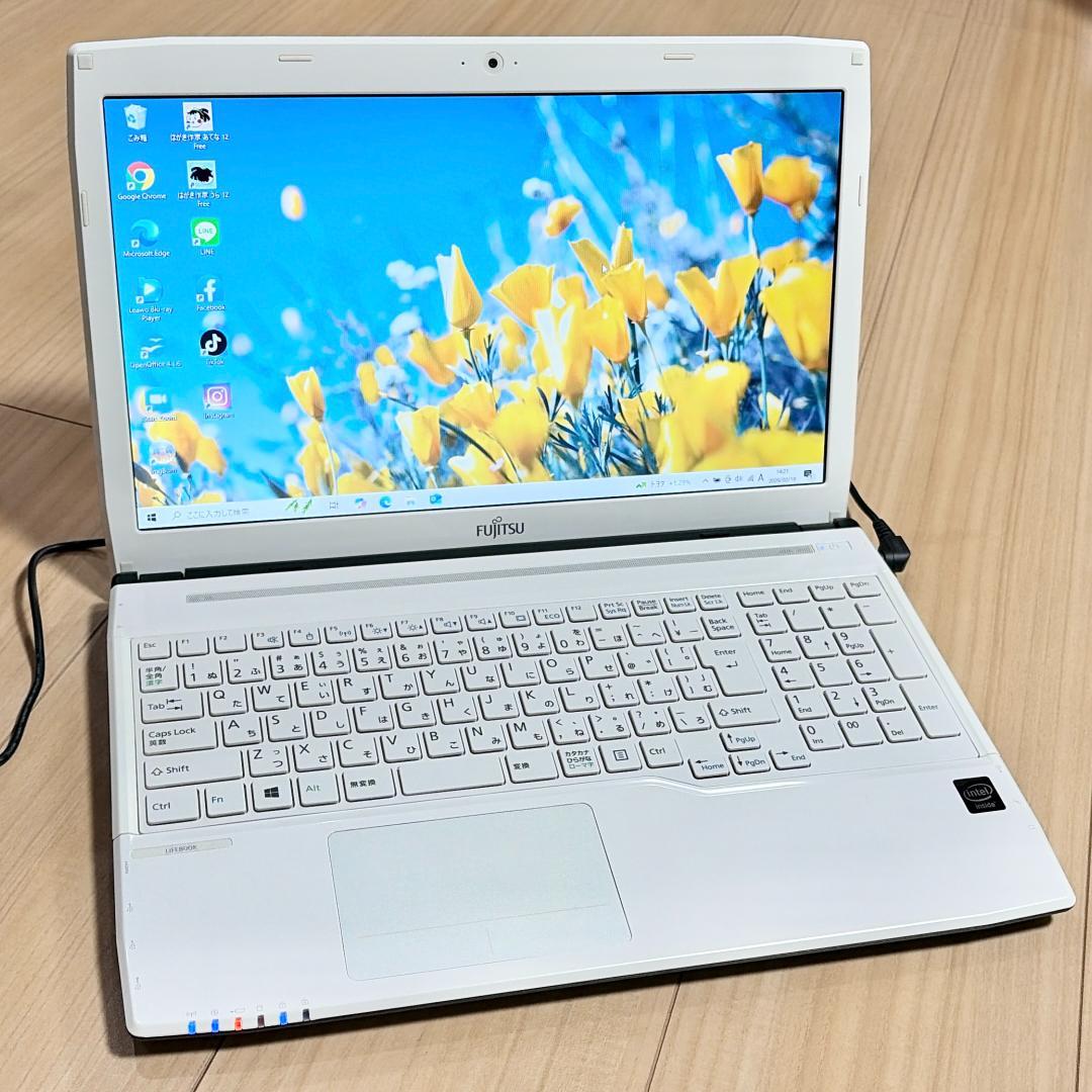 初心者さんにも♪ FMV｜メモリ8GB・SSD256GB｜すぐ使えるノートPC