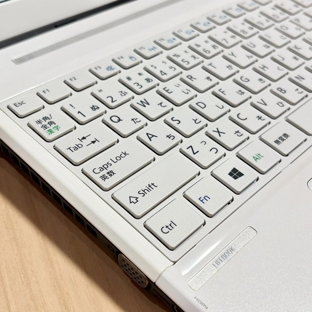 初心者さんにも♪ FMV｜メモリ8GB・SSD256GB｜すぐ使えるノートPC
