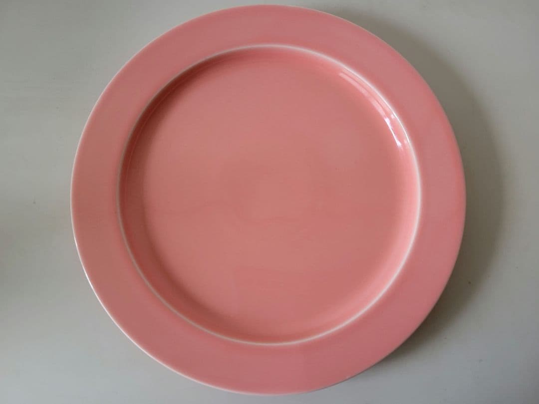 イイホシユミコ　aprés midi plate 220　 マーガレットピンク