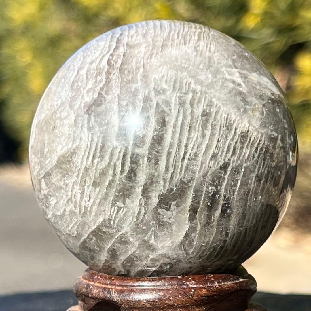 ✳️✨何層にも重なる自然の造形美✨虹入り 千層ガーデンファントム水晶 丸玉 天然石