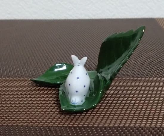 ヘレンド・ファンタジースタンド ウサギ飾り